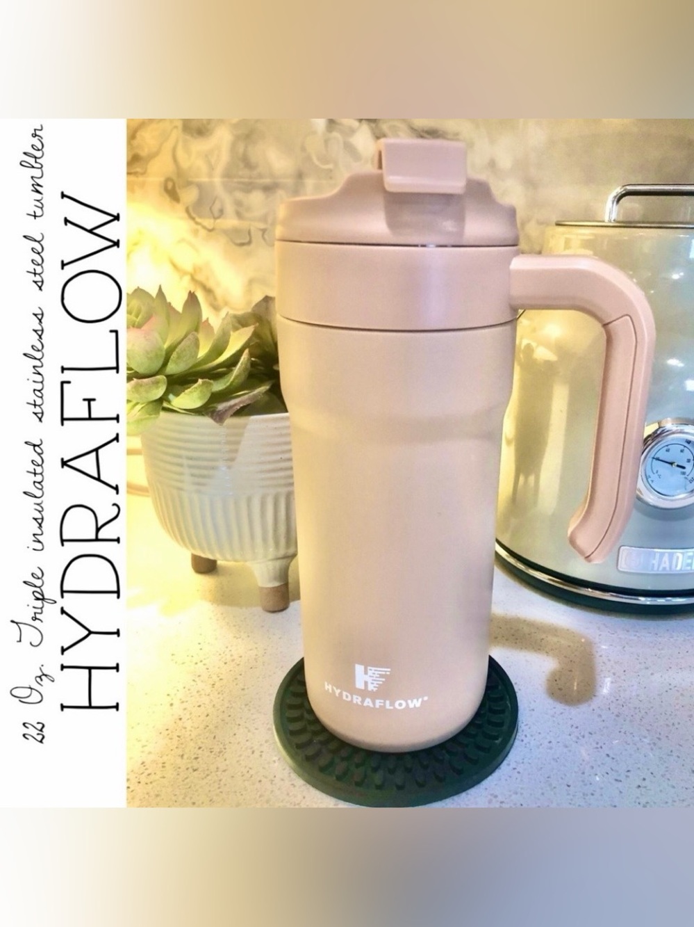 Hydraflow Handled Tumbler with Flip Sip Lid